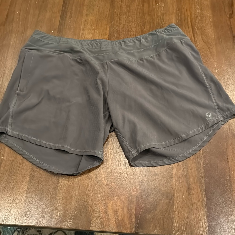 Oiselle Lined Short Size 8